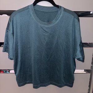 Vuori Ocean Blue Short Sleeve Tee